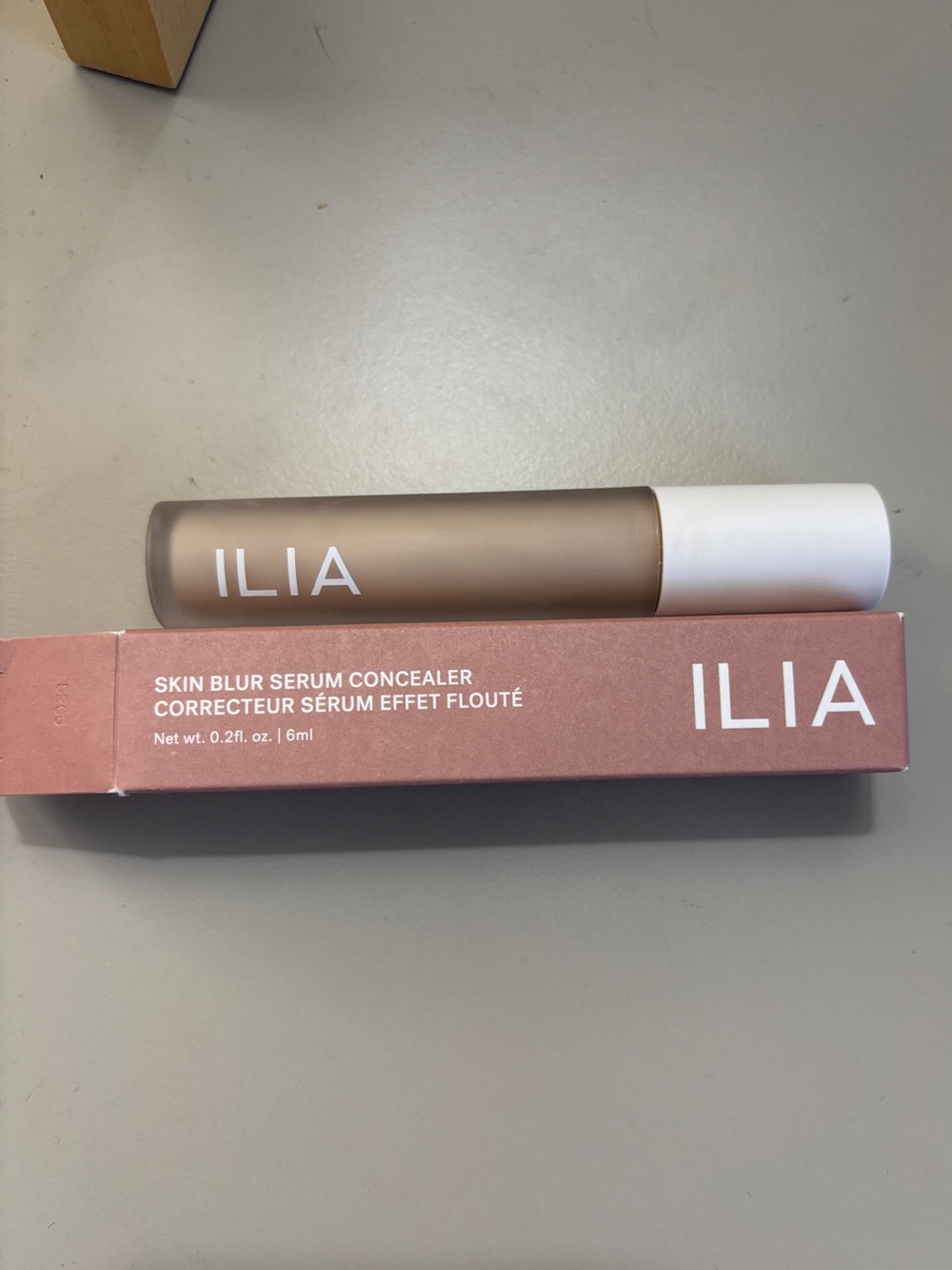 ILIA Skin Blur Serum Concealer 3W Chambray
